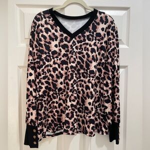 Source Unknown Leopard Print V-Neck Top